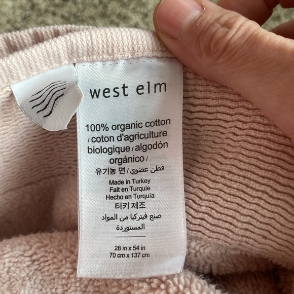 SALE 4 Multipack WEST ELM Bathtowels/Handtowels - Picture 6 of 10
